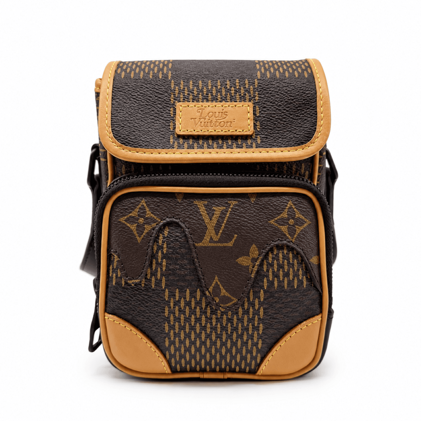 LOUIS VUITTON - Amazon Messenger