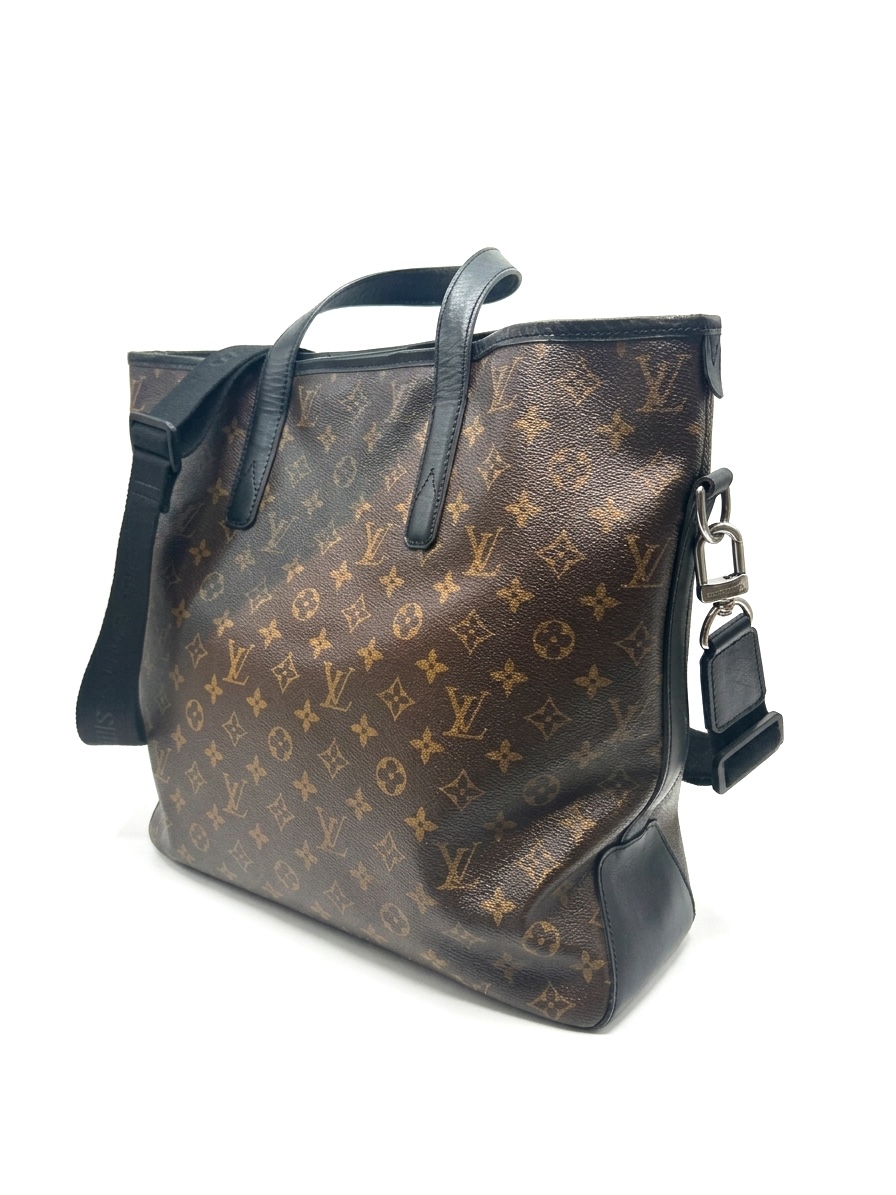 LOUIS VUITTON - Monogram Macassar Davis